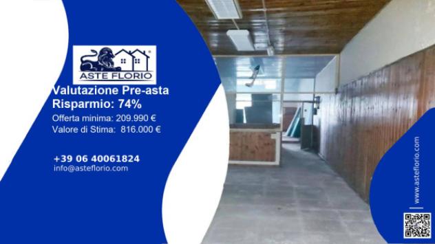Immobile in asta di 670 m² con più di 5 locali in vendita a Roma - Foto 2
