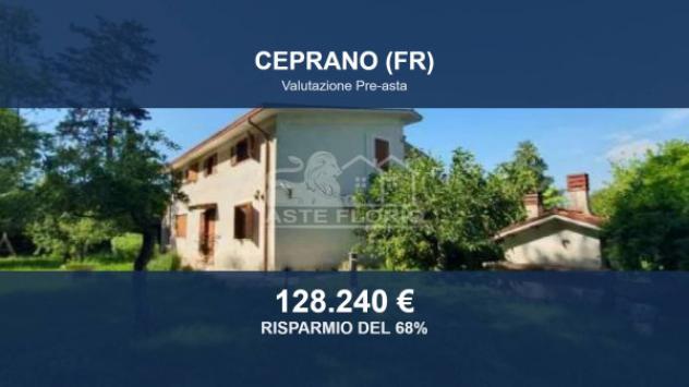 Immobile in asta di 521 m² con più di 5 locali e box auto in vendita a Ceprano