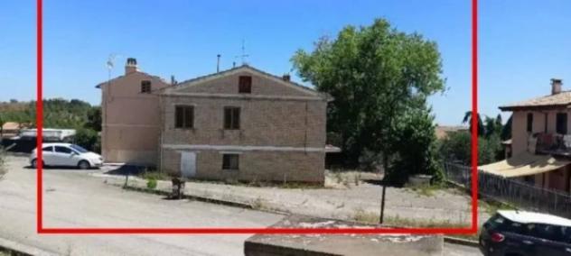 Immobile in asta di 177 m² con più di 5 locali e box auto in vendita a Falerone - Foto 2