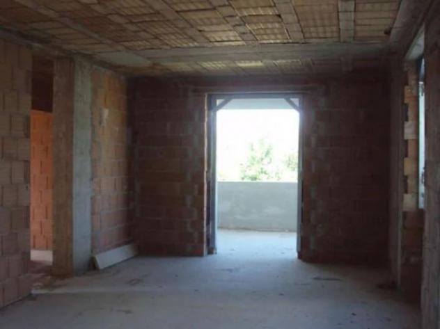 Immobile in asta di 113 m², box auto in vendita a Trevi - Foto 12