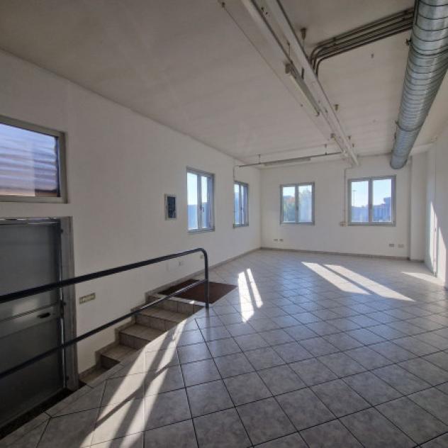 Immobile di 110 m² con 2 locali in affitto a Rho - Foto 13
