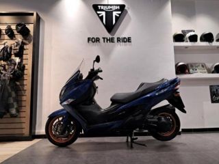 SUZUKI Burgman AN 400 . rif. 23891824