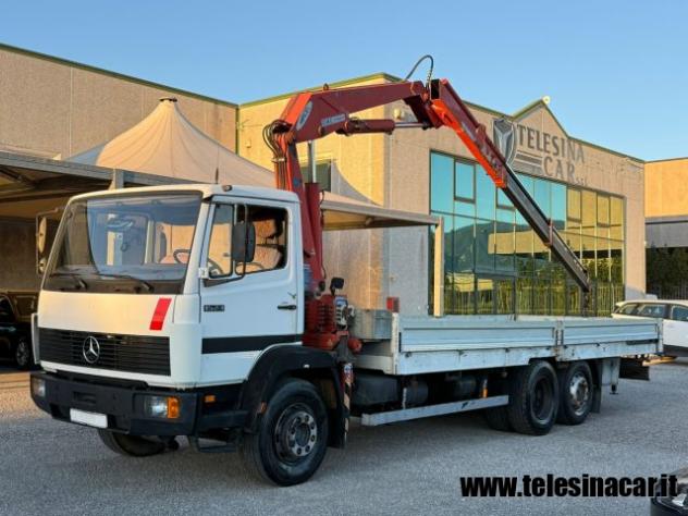 MERCEDES-BENZ 1524L CON GRU E CASSONE FISSO 690 rif. 23841679