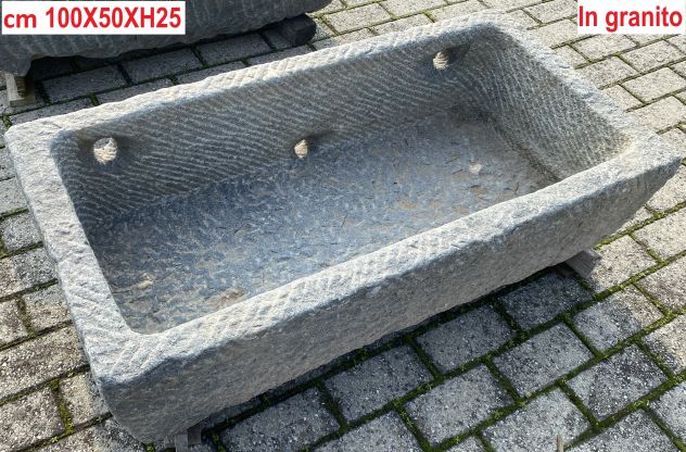 Antica vasca mangiatoia di granito - Foto 9
