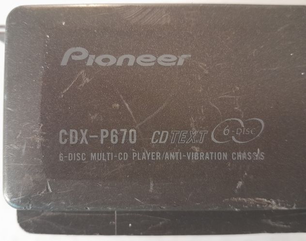 Lettore MultiCD Pioneer CDX P670 6 disc CD con cavi IP BUS Completo usato - Foto 4