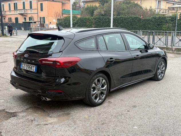 FORD - Focus Station Wagon - Focus 1.0 HYBRID EcoBoost 125CV SW ST Line - Foto 3