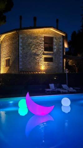 Villa 300 mq in Vendita a Cetona
