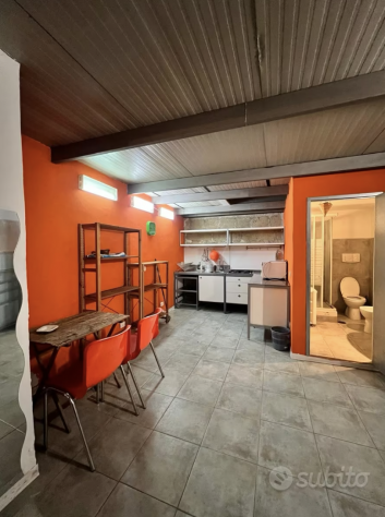 EUR VALLERANELLO BILOCALE ARREDATO CON TERRAZZO PRIVATO E DOPPI SERVIZI - Foto 3