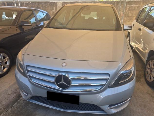 MERCEDES Classe B (T246/242) B 180 CDI BlueEFFICIENCY Premium