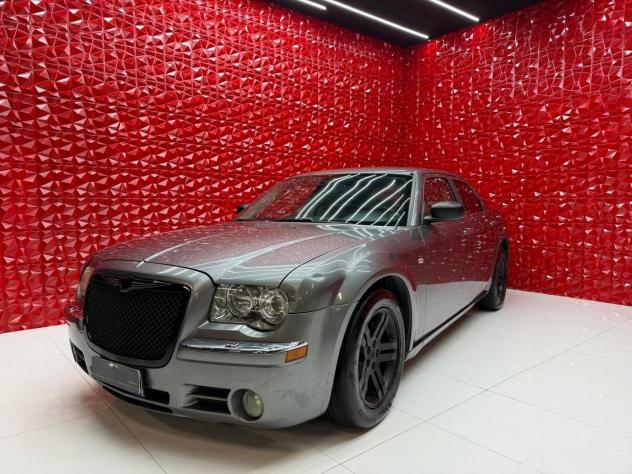 Chrysler 300C 3.0 V6 CRD cat DPF Sedan 218Cv - Foto 7