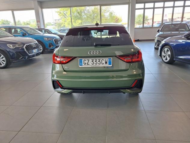 Audi A1 A1 Sportback 30 1.0 tfsi Identity Black 116cv s-tronic - Foto 5