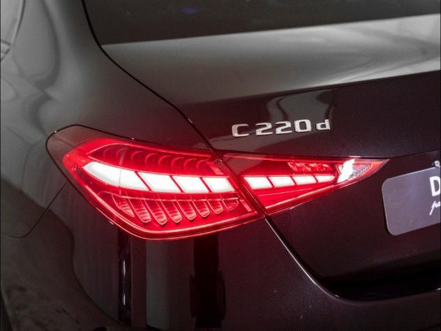 Mercedes-Benz Classe C C 220 d 4MATIC AMG Line Advanced Plus - Foto 8