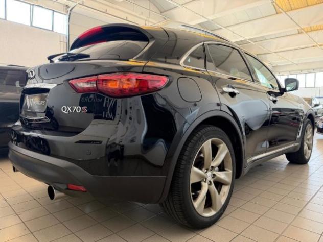 INFINITI QX70 3.0 diesel V6 AT GT Premium //TETTO//360/PELLE//21 rif. 23891499 - Foto 6