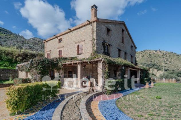 Rustico / Casale di 500 m² con 5 locali in vendita a Reitano - Foto 3