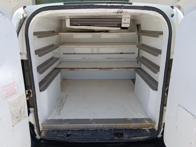 Fiat Doblo Dobl1.6 MJT 105CV PC-TN Cargo FRIGO ATP SCAD. 3 posti - Foto 5