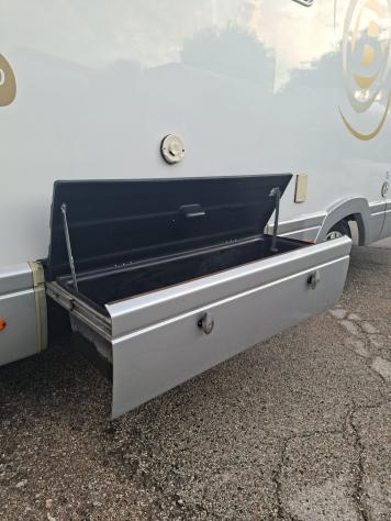 MOTORHOME BAVARIA DUCATO SEMIDINETTE LETTI GEMELLI BASCULANTE GARAGE CLIMATIZZATORE FOTOVOLTAICO CAMPEGGIO CAMPER USATI GENERALI 1797 - Foto 8