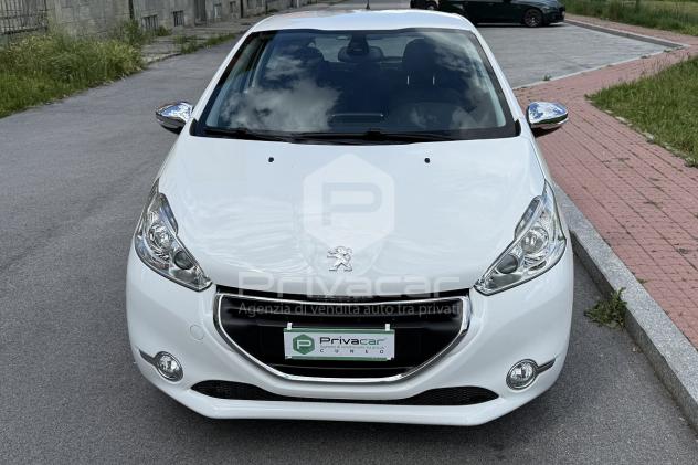 PEUGEOT 208 1 serie 1.4 HDi 68 CV 3 porte Allure - Foto 2
