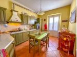 Villa in vendita a Montecatini-Terme