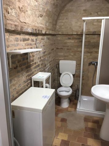 A 50 mt UNIV.MATRIMONIALE CON BAGNO E CUCINA PRIVATA - Foto 4