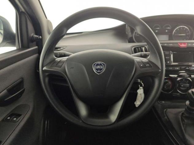 Lancia Ypsilon 1.0 firefly hybrid Silver s&s 70cv - Foto 9