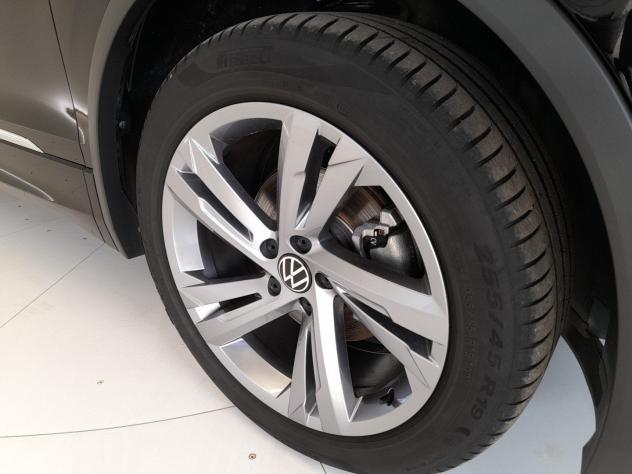 Volkswagen Tiguan 2.0 TDI SCR 110KWR-Line DSG - Foto 8