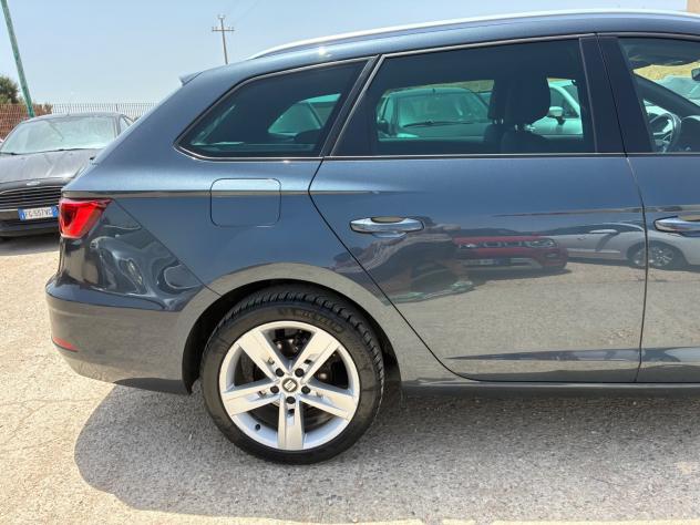 Seat Leon 1.6 TDI 115 CV DSG 5p. Business - Foto 9