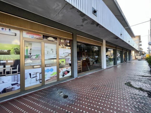 Oltre 3 vetrine in vendita a Cuveglio - Foto 5