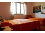 Camera con bagno in stanza
