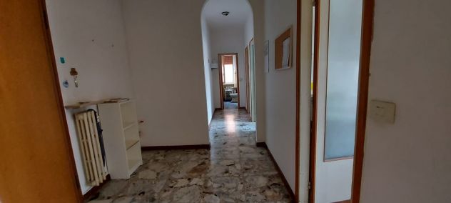 AFFITTASI STANZA CON BALCONE ZONA OSPEDALE - Foto 6