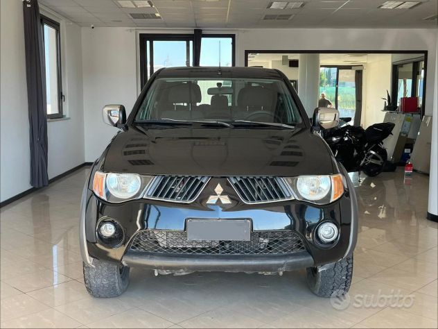 Mitsubishi L200 Double Cab