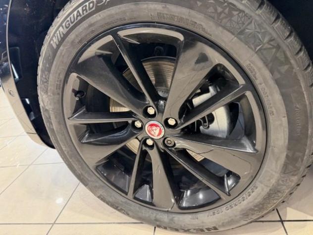 JAGUAR F-Pace 2.0 D 204 CV AWD aut. R-Dynamic SE rif. 23529840 - Foto 8