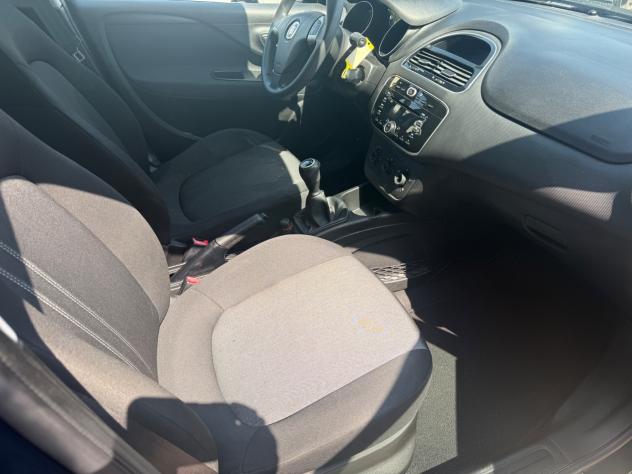 Fiat Punto 1.3 MJT II S&S 85 CV 5 porte ECO Street - Foto 10