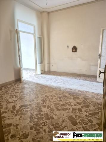 Capaci – Corso Vittorio Emanuele Ampio appartamento di 130 mq - Foto 12
