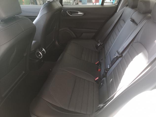Alfa Romeo Giulia 2.2 Turbodiesel 150 CV AT8 Business - Foto 5