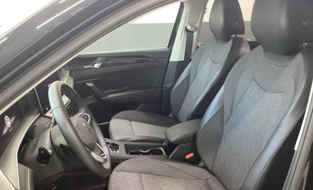 Volkswagen Tayron 2.0 TDI SCR Life DSG Gancio Camera 360° ACC Navi - Foto 4