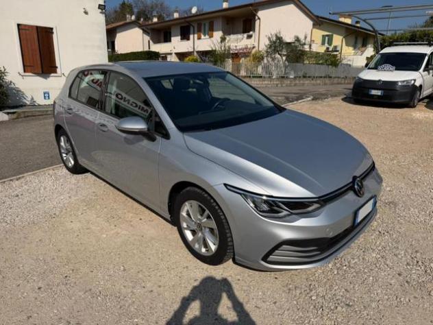 VOLKSWAGEN Golf 1.0 eTSI EVO DSG Life OK NEOPATENTATI rif. 23989968 - Foto 2