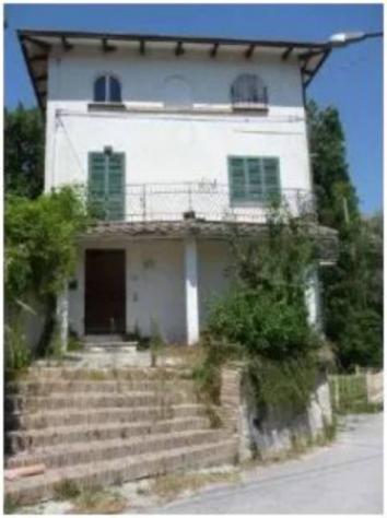 Immobile in asta di 182 m² in vendita a Gualdo Tadino - Foto 3