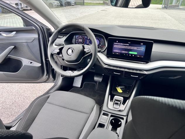 Škoda Octavia 2.0 TDI 150 CV DSG Wagon Executive - Foto 8