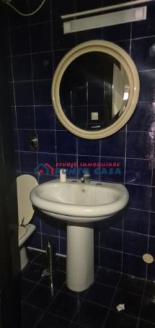 PRESSI VIA FARDELLA – Via Nicolò Riccio – Locale commerciale al PT con n. 3 vetrine su strada – 55mq ca. – 3 vani + wc. Angolare, buone condizioni. Eu - Foto 7