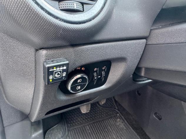 Opel Corsa 1.2 5 porte benzina/GPL - Foto 9