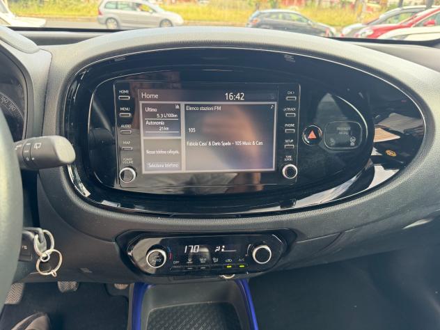 86000KM Toyota Aygo X 1.0 BENZ 2022 Lounge - Foto 9