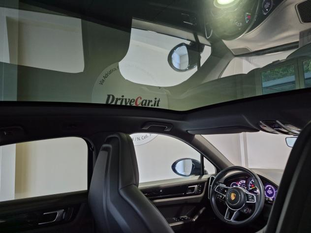 Porsche Cayenne COUPE' 3.0 E-HYBRID TIPTRONIC 462CV 5PORTE C.21 PINZE VERDI SOSP.ADATTIVE SED.ELETTRICI VENTILATI 18 VIE BOSE SCARICHI SPORT - Foto 2