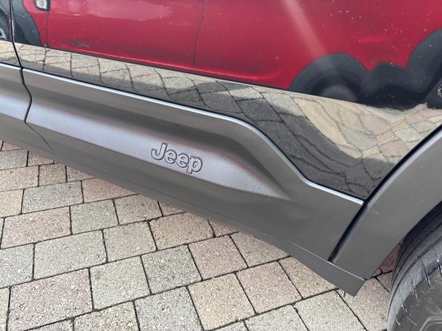 Jeep Avenger 1.2 Turbo Summit - Foto 8
