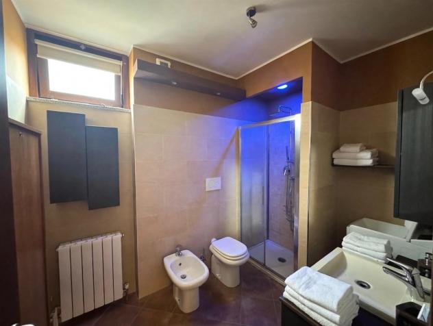 Luminoso appartamento IN recente costruzione con box auto - Foto 9