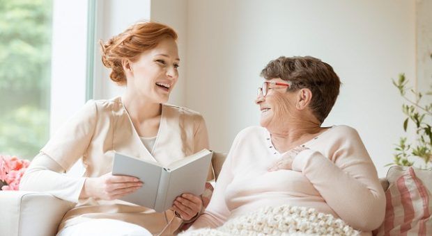 BADANTE DONNA CONVIVENTE E AD ORE  ZONA ROMA