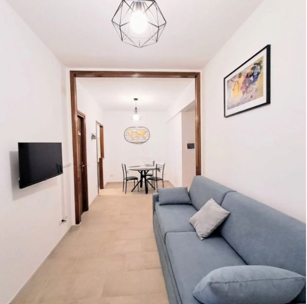 QUADRARO-BILOCALE CON BALCONE - Foto 3