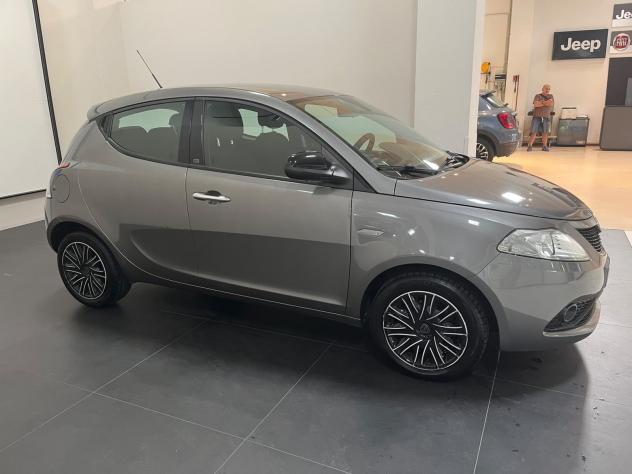 Lancia Ypsilon Ypsilon 1.2 Gold 69cv my18 - Foto 4