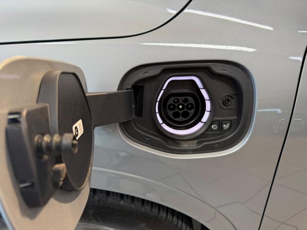 Ford Kuga 3ª serie 2.5 Plug In Hybrid 243 CV CVT 2WD ST-Line - Foto 9