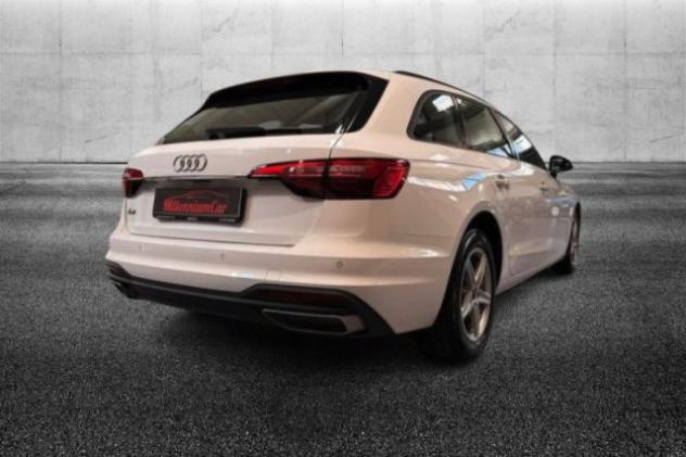 AUDI A4 Avant 30 TDI/136 CV S tronic rif. 24048819 - Foto 2