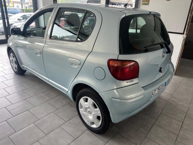 Toyota Yaris 1.0i 16V cat 5 porte Sol - Foto 4